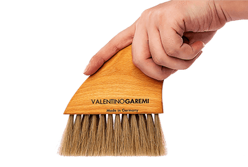 Valentino Garemi Horsehair Beach Sand Brush – Clean Skin & Accessories - ValentinoGaremi