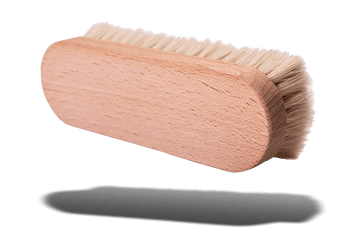 Valentino_Garemi_Soft_Footwear_Dusting_Goat_Hair_Bristle_Brush_20_2_a7166143-a236-43e0-b224-1fa735100b26.png