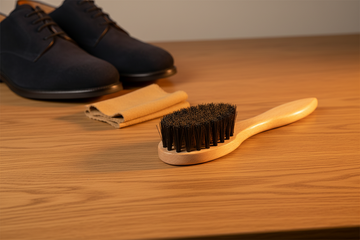 Suede Cleaning Brass Brush - Beechwood Handle by Valentino Garemi - ValentinoGaremi