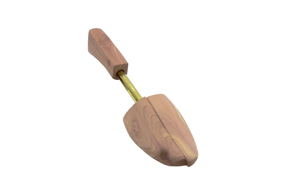 Shoe sales tree adalah