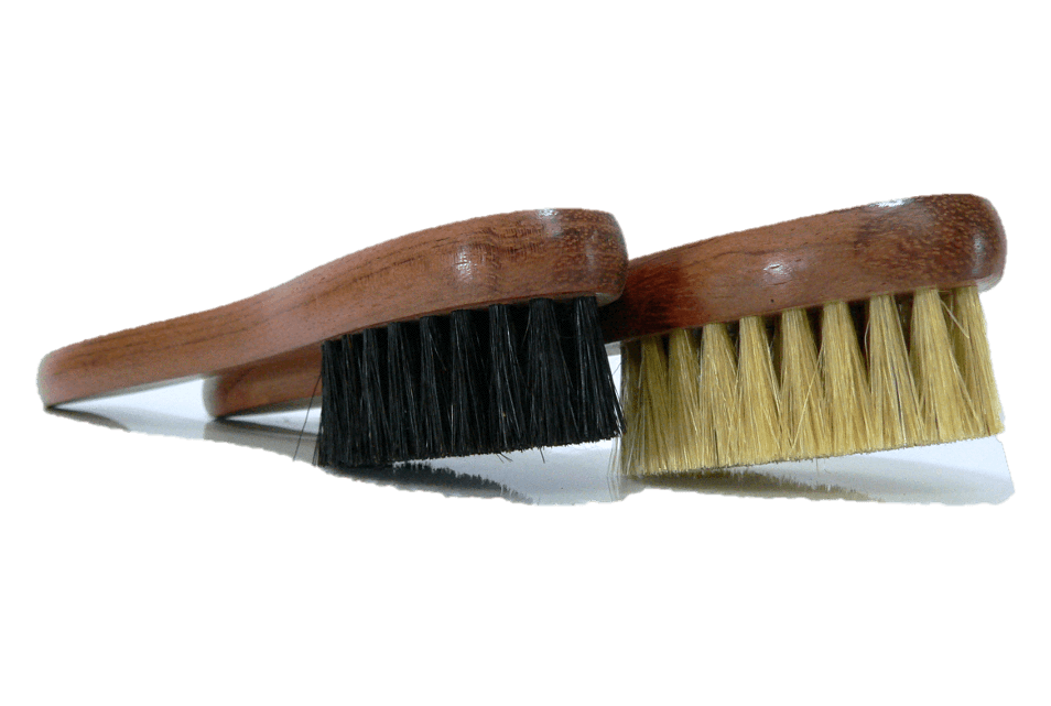 Shoe polish outlet applicator brush